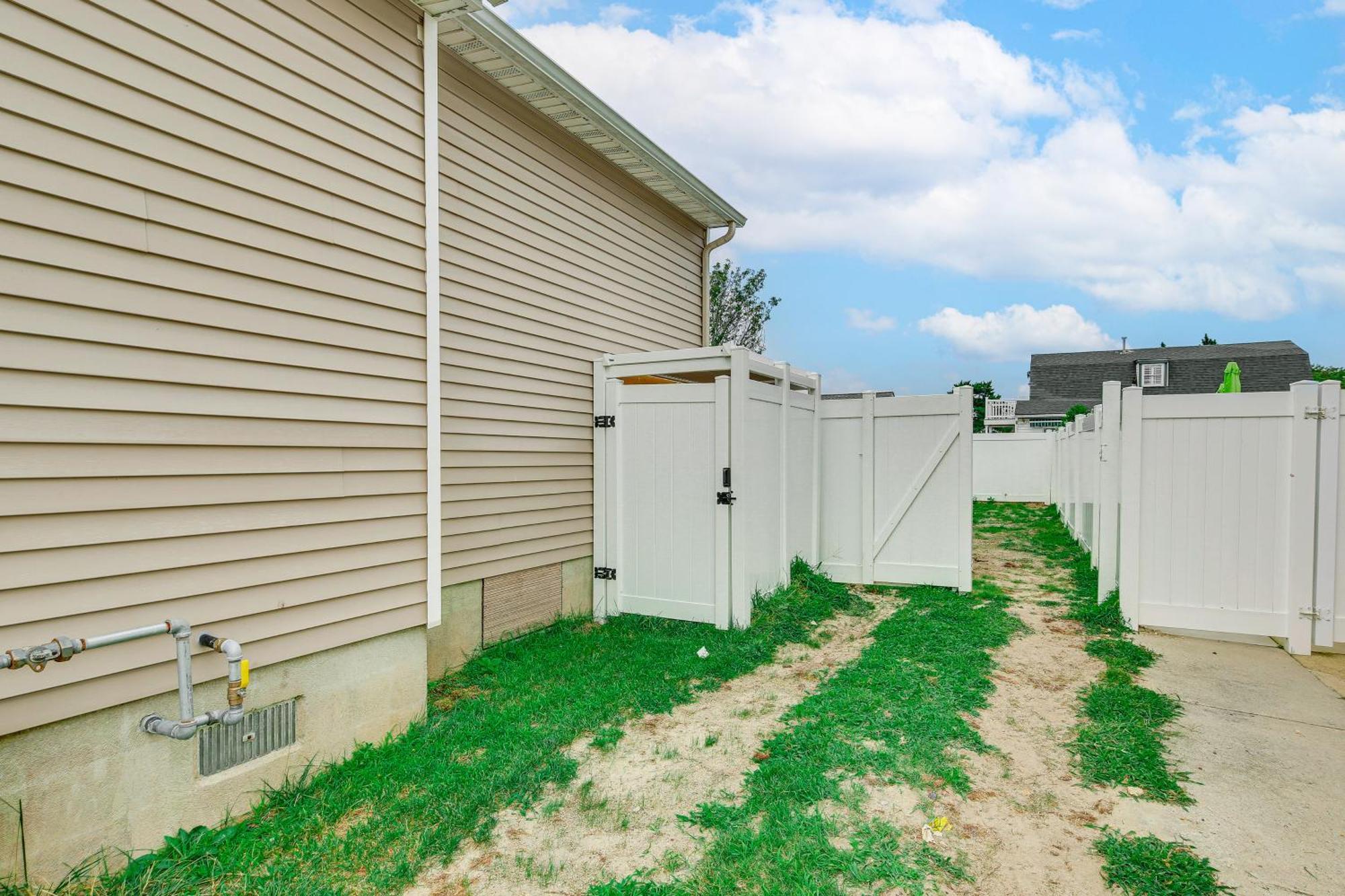 Spacious Brigantine Home About 1 Block To Beach! Eksteriør billede